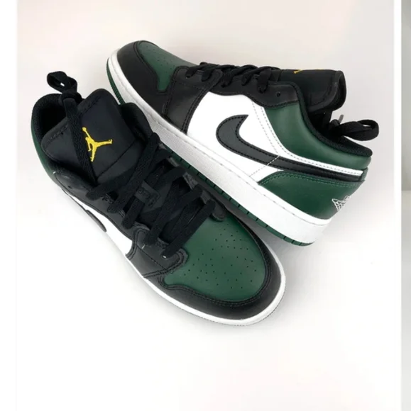 Jordan mid 1 green toe hot sale